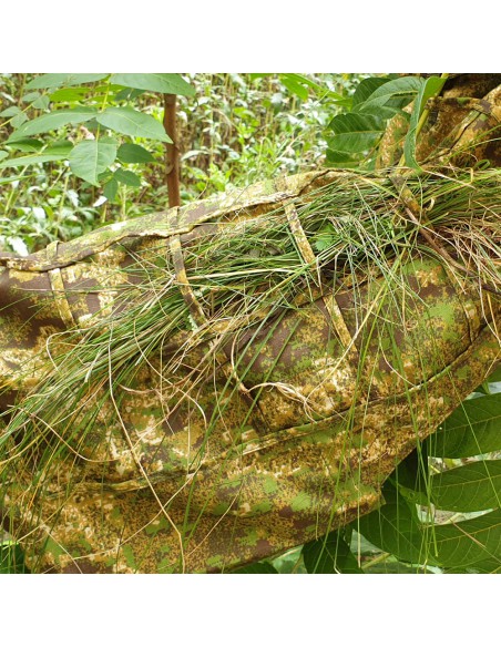 Camouflage hooded vest