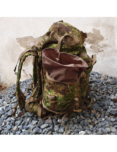 Backpack medium size (65-75 liters)