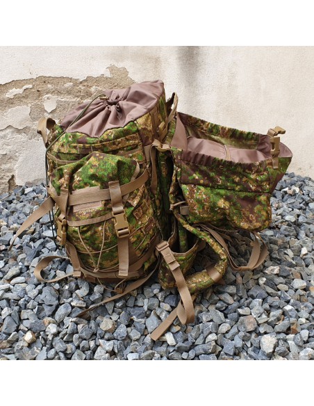 Backpack medium size (65-75 liters)